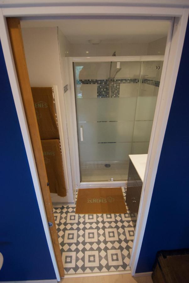 Maison D'Hotes Des 2 Chenes Bessenay 외부 사진