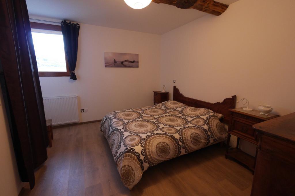 Maison D'Hotes Des 2 Chenes Bessenay 외부 사진