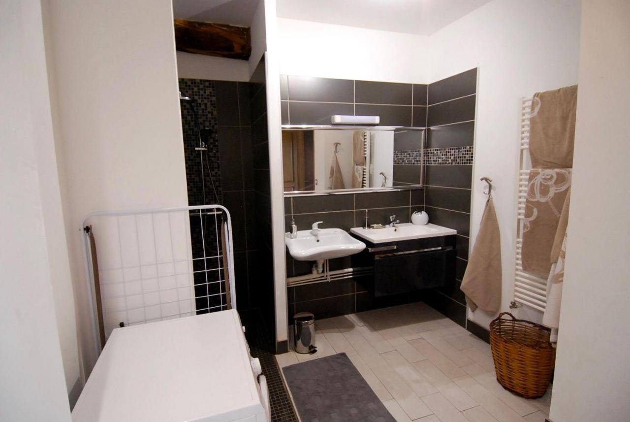 Maison D'Hotes Des 2 Chenes Bessenay 외부 사진