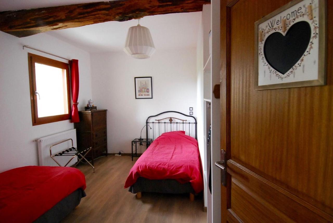 Maison D'Hotes Des 2 Chenes Bessenay 외부 사진